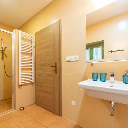 Klobasna By Interhome 펜션 *